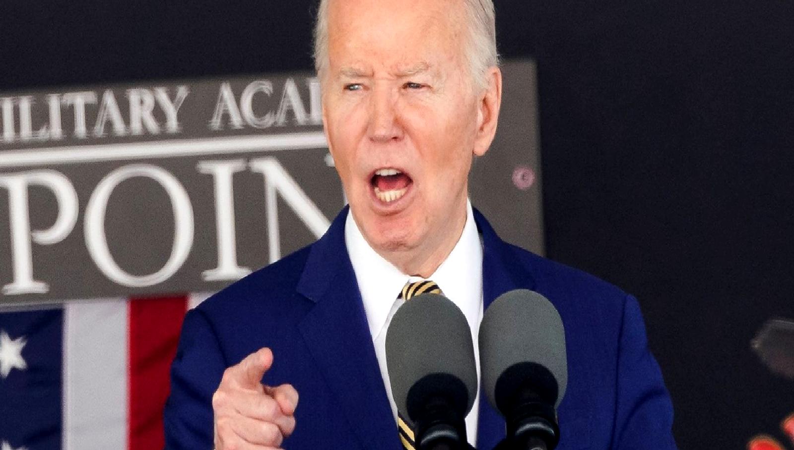 ABD Başkanı Biden, askeri akademi mezuniyet töreninde önemli mesajlar verdi.