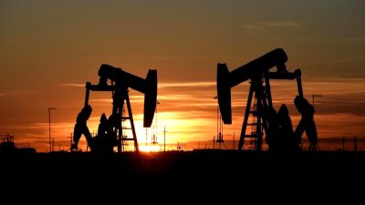 ABD Enerji Enformasyon İdaresi'nin verilerine göre, ham petrol stokları beklenenden