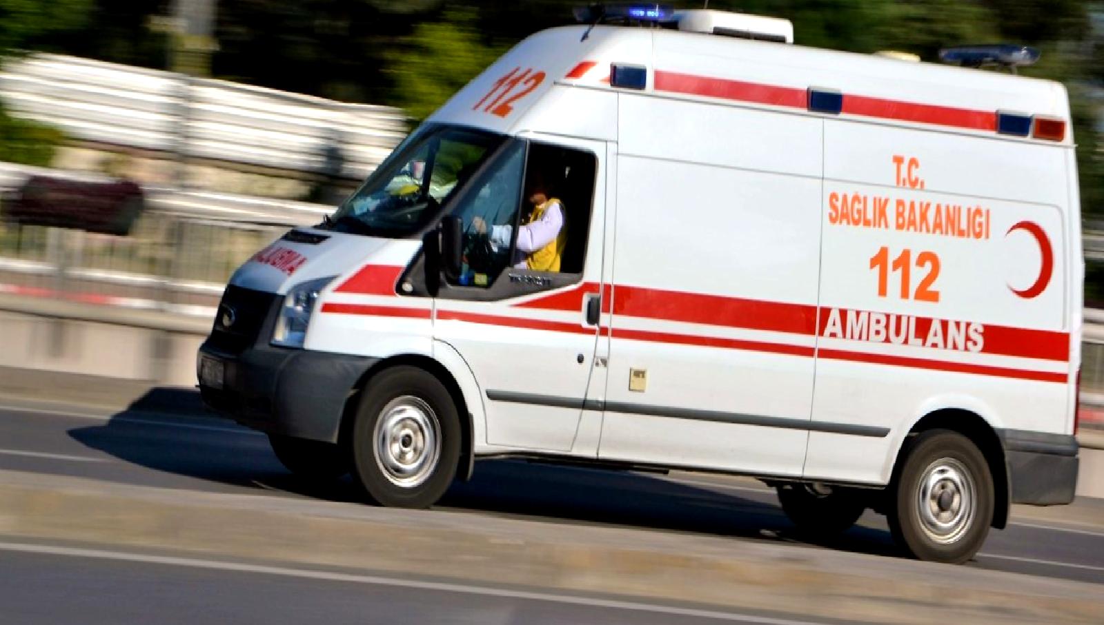 Adıyaman'da meydana gelen ev yangınında 4 kişi dumandan etkilendi. Olayın