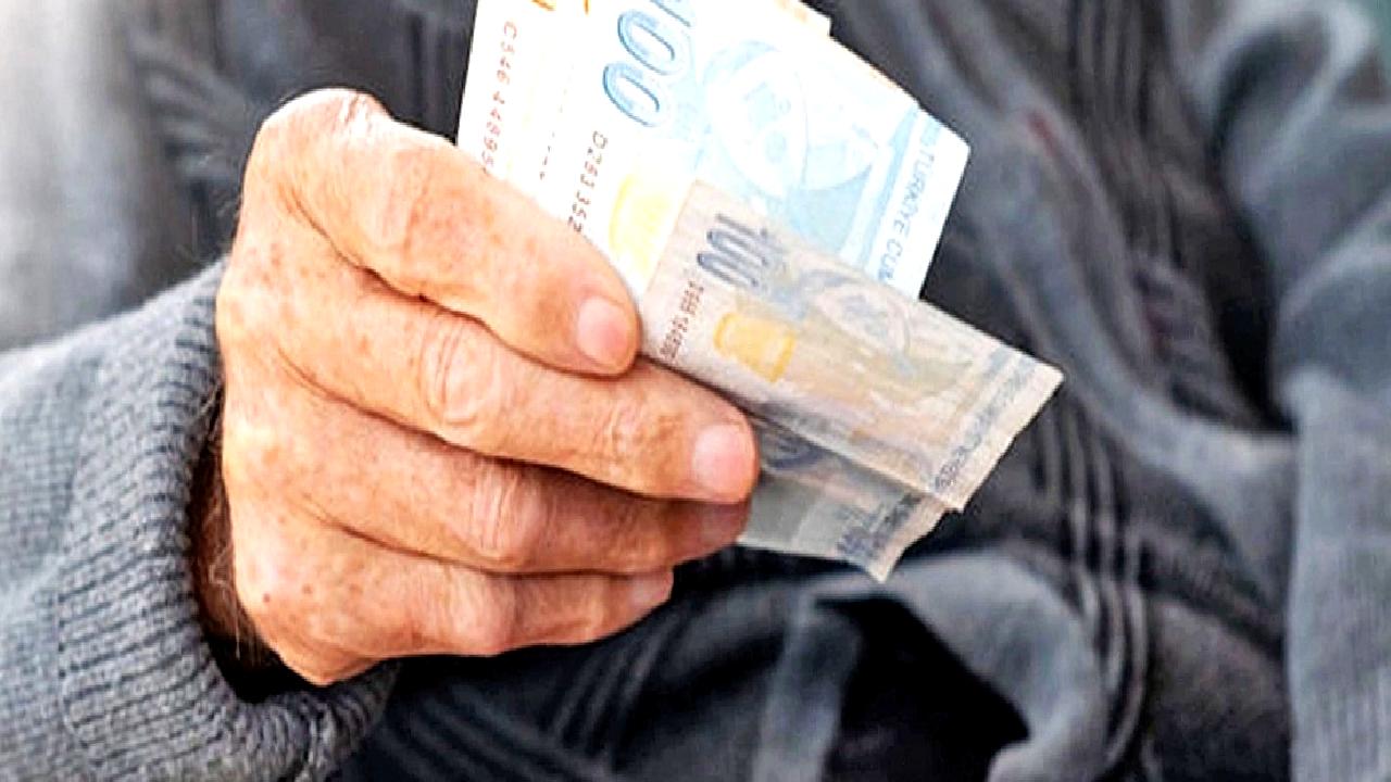 Aile Destek Programı Mayıs ödemeleri, hak sahiplerinin hesaplarına yatırıldı. Detaylar