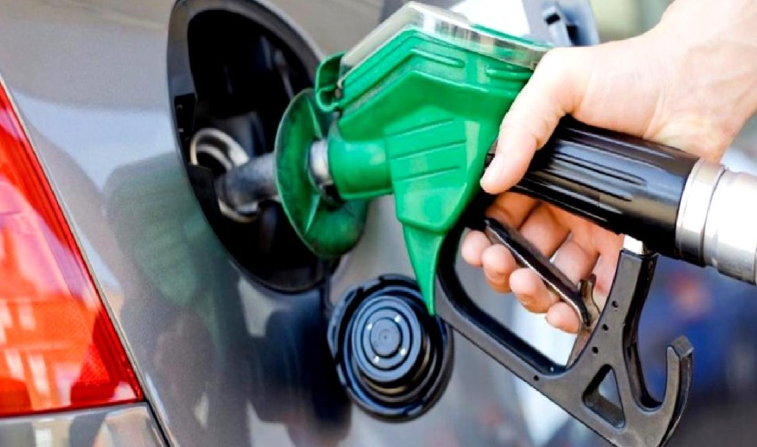 Akaryakıt fiyatları karşılaştırması yaparak en uygun benzin istasyonunu bulun. Yakıt