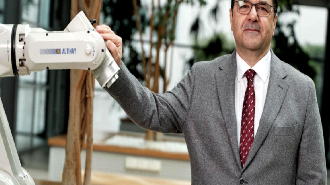 Altınay Savunma Teknolojileri'nin halka arzı büyük bir başarıyla tamamlandı. Türkiye'nin