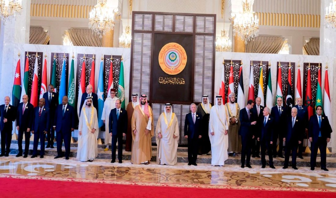 Arap Birliği Zirvesi'nde Bahreyn Kralı'nın basın toplantısında vurgulanan konuları, öne