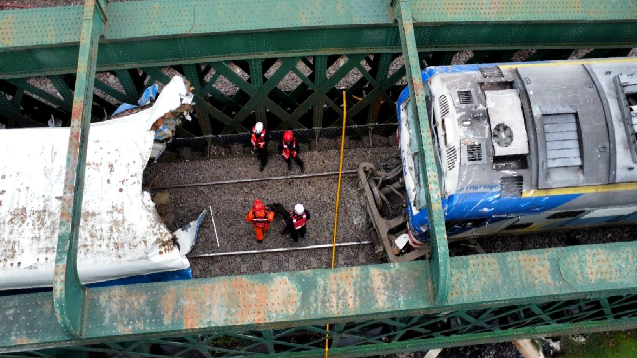 Arjantin'de meydana gelen tren kazasında 90 kişi yaralandı. Kazanın detayları