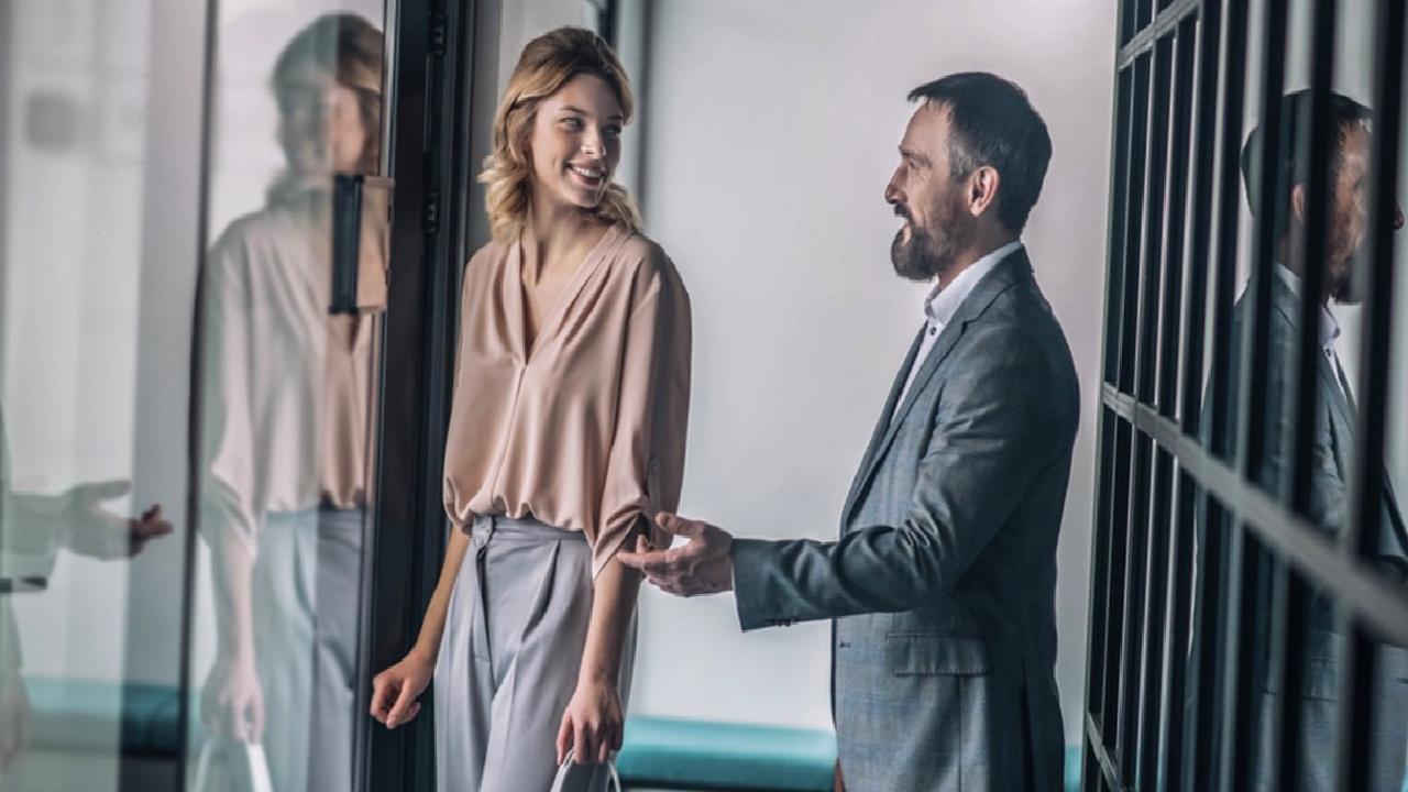 Avrupa'nın nezaket kurallarında ortaklaşılan detaylar hakkında bilgi edinin. Avrupa kültüründe