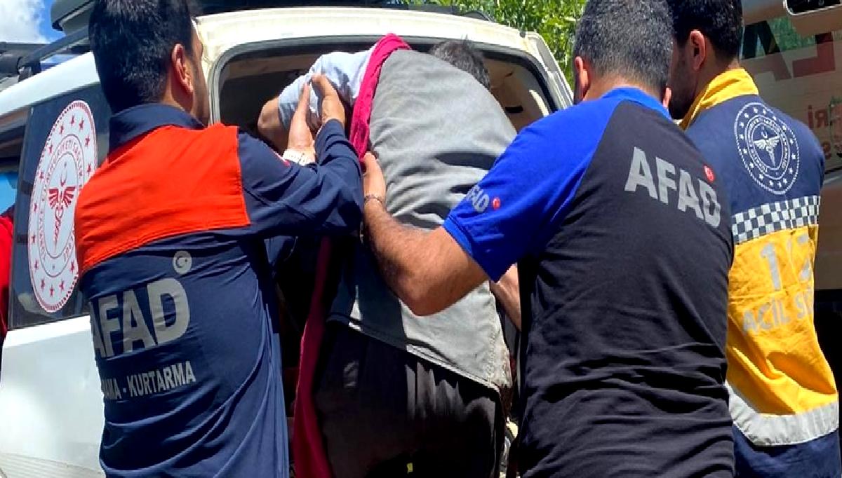 Köylüler tarafından bulunan İdris Çelik, ayı saldırısına uğramıştır. Olayın detayları