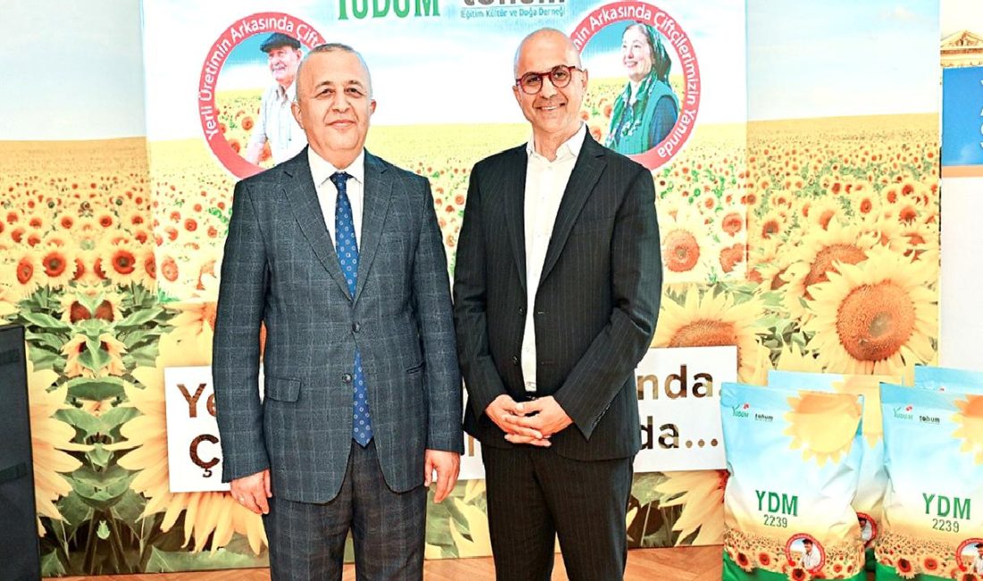 Başak Nur GÖKÇAM'ın liderliğindeki yerli ayçiçeği tohumu projesi, Türkiye'nin tarım