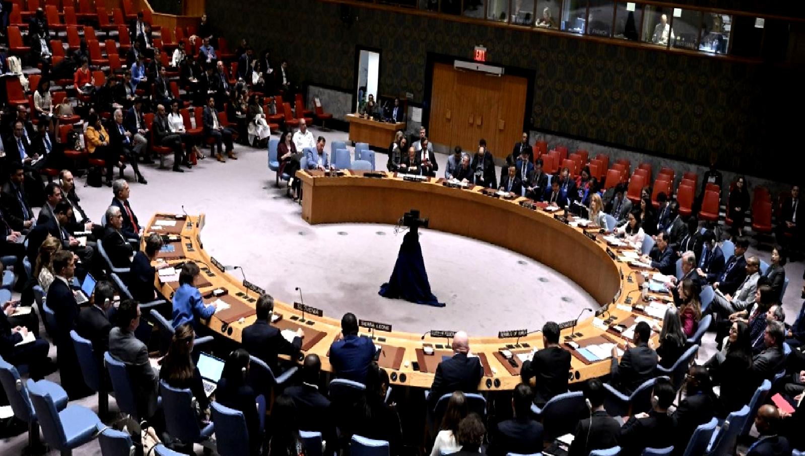 Birleşmiş Milletler'in Srebrenitsa Soykırımını Anma Günü Kararı, 11 Temmuz'da yapılan