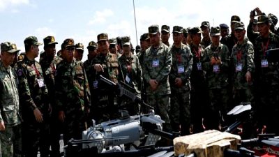 Çin ve Kamboçya, askeri tatbikatta robot köpekleri kullanarak iş birliği