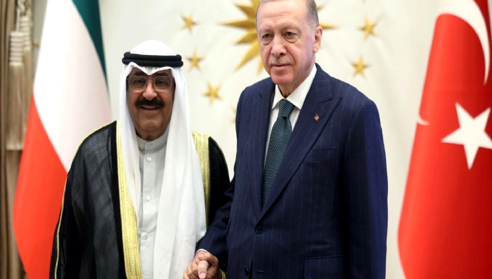 Cumhurbaşkanı Recep Tayyip Erdoğan, Kuveyt Emiri Meşal el-Ahmed el-Cabir es-Sabah'ı