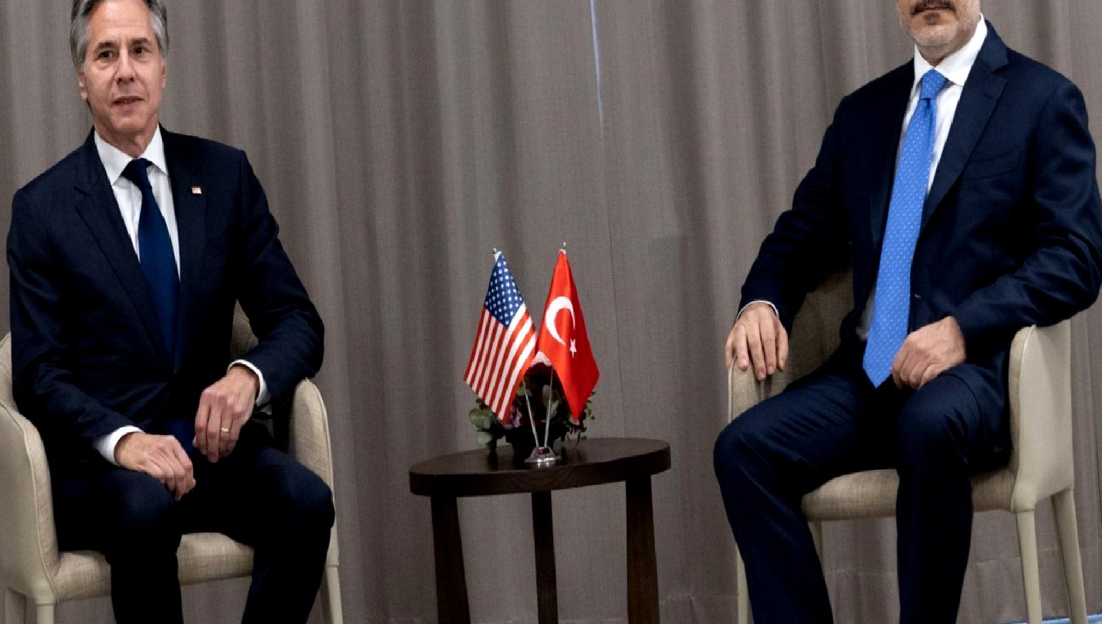 Türkiye'nin Dışişleri Bakanı Hakan Fidan, NATO toplantısı için Prag'a seyahat