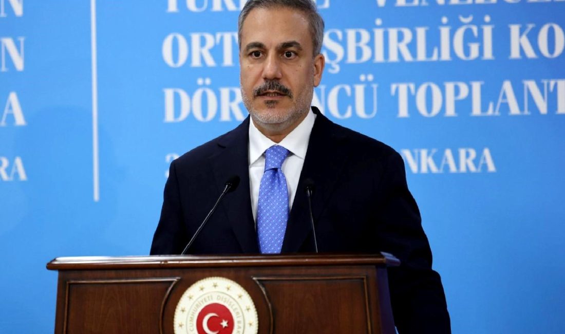 Türkiye Dışişleri Bakanı Hakan Fidan ve Venezuela Dışişleri Bakanı Yvan