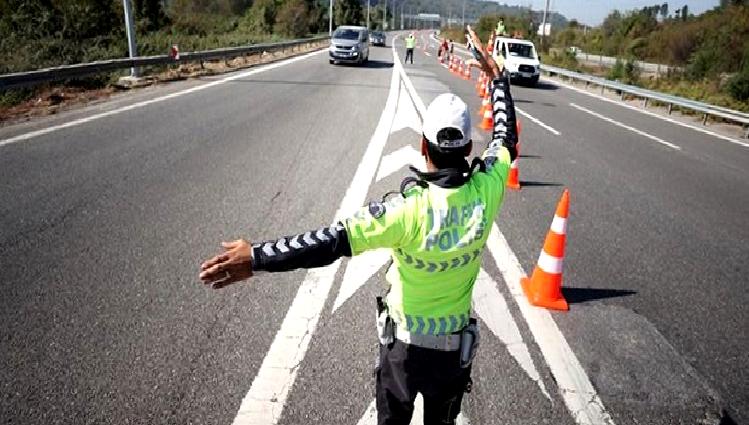 Düzce Valiliği tarafından yapılan otoyol bakım çalışmaları hakkında detaylı açıklama.
