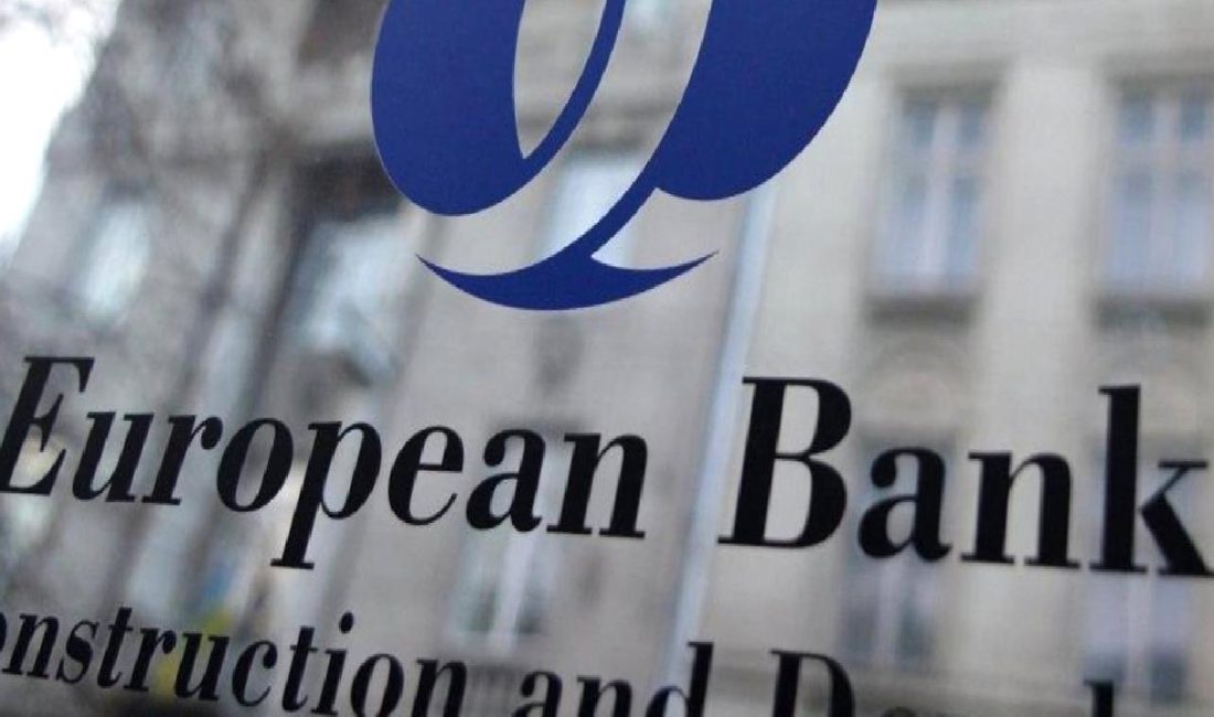 EBRD’den Bölgesel Ekonomik Görünüm Raporu ve Türkiye Ekonomisi 2023 Öngörüleri EBRD'nin Bölgesel Ekonomik Görünüm Raporu, Türkiye ekonomisinin 2023 öngörülerini sunuyor.