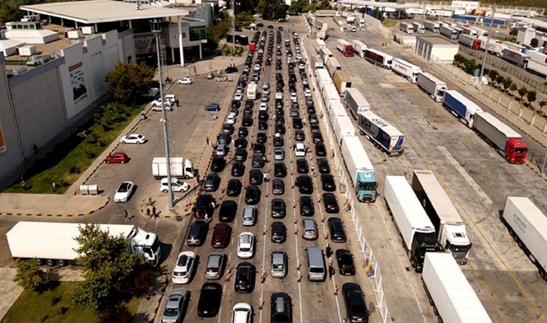 Edirne Valisi: Gurbetçilerin Türkiye’ye Gelişi Başladı Edirne Valisi tarafından duyurulan habere göre, gurbetçilerin Türkiye'ye dönüşü başladı.