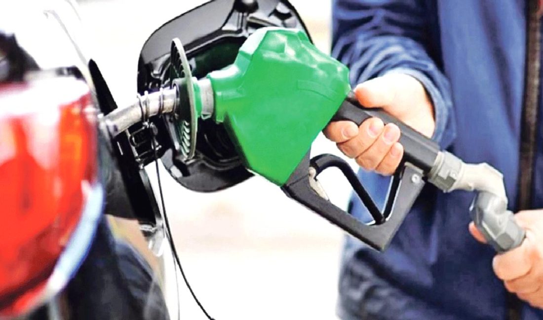 EPDK’nin Yeni Kararı ve Akaryakıt Fiyatlandırma Düzenlemesi Enerji Piyasası Düzenleme Kurumu'nun (EPDK) yeni kararıyla akaryakıt fiyatlandırma düzenlemesi