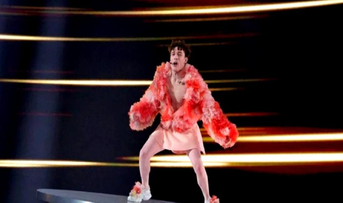 Eurovision Şarkı Yarışması’nda İsviçre Birinci Oldu Eurovision Şarkı Yarışması'nda İsviçre birinci oldu! Geceye damgasını vuran performansıyla
