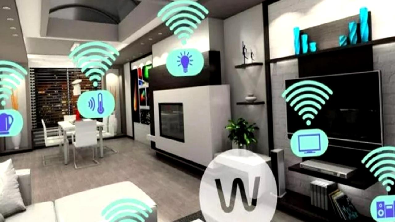 Evlerin akıllanması, teknolojinin günlük yaşamımızda nasıl kullanılabileceğini ele alır. Akıllı