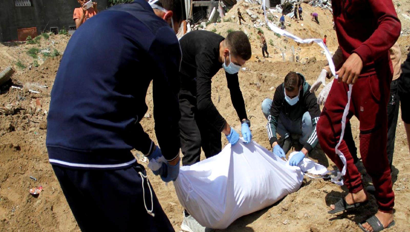 Filistin Sağlık Bakanlığı, Gazze'de 520'den fazla cansız bedenin bulunduğunu açıkladı.
