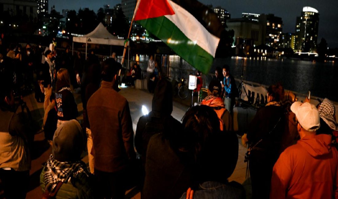 Filistin yanlısı protesto, Oakland'da gerçekleşti. Protesto, Filistin halkının haklarına destek