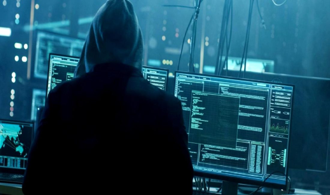 İngiliz Basını: Askeri Personel Verileri Hacklendi İngiliz basınında yer alan haberlere göre, askeri personel verileri hacklendi.