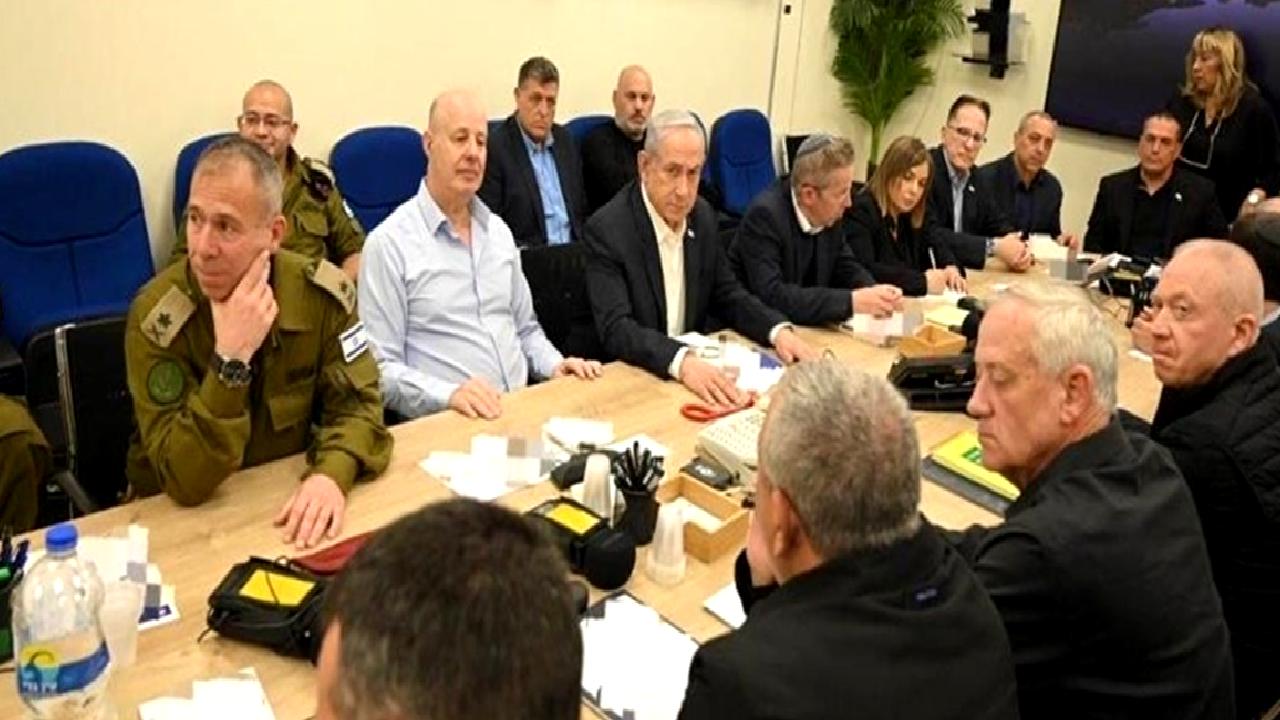 İsrail heyeti, Kahire'ye gitmeyecek. İki ülke arasındaki ilişkilerdeki gerilim devam