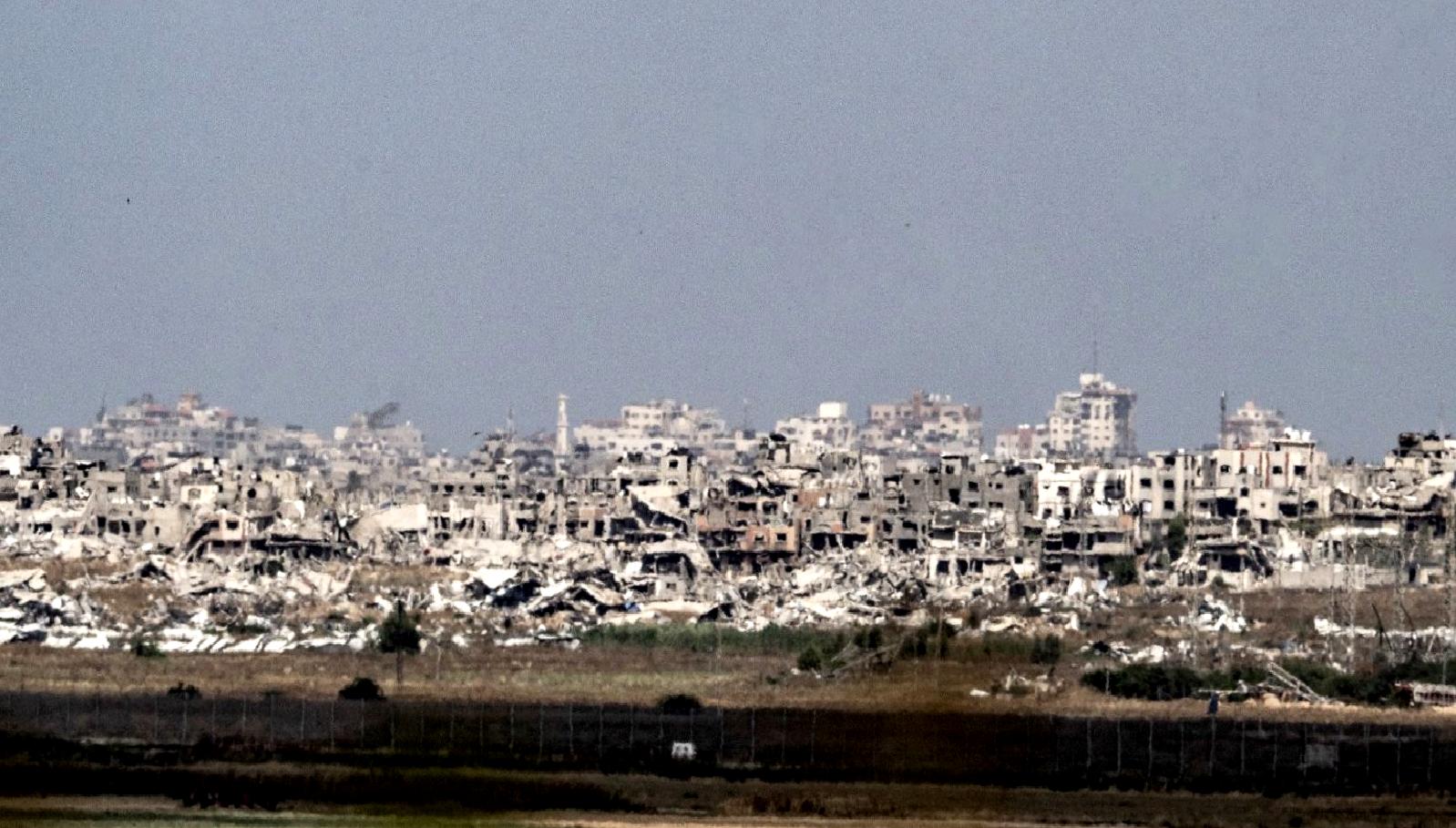 İsrail'in Gazze Operasyonu ve Hanegbi'nin açıklamaları hakkında en güncel bilgiler.