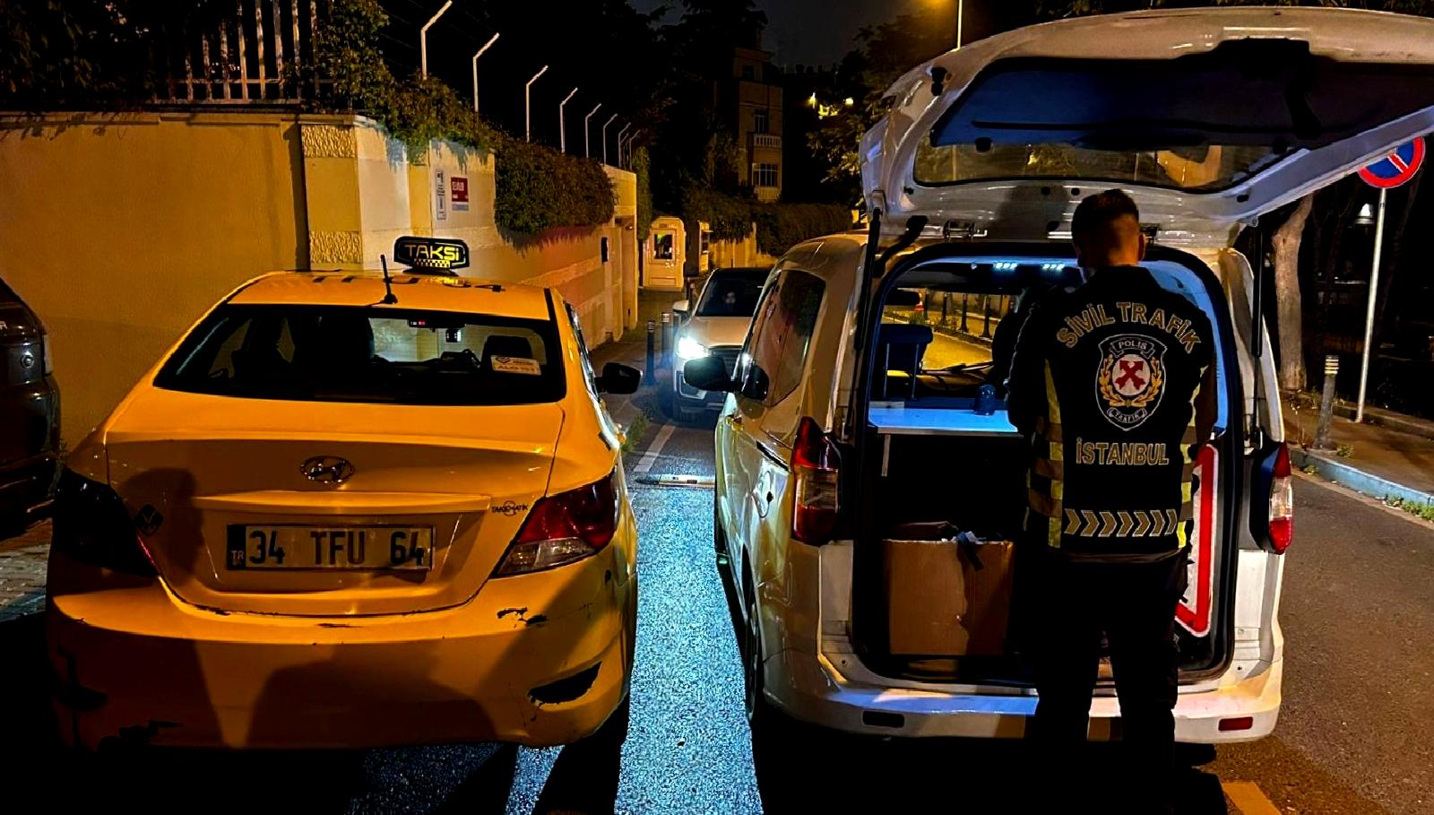 İstanbul Trafik Denetleme Şube Müdürlüğü ekipleri şehirdeki trafik düzenini sağlamak