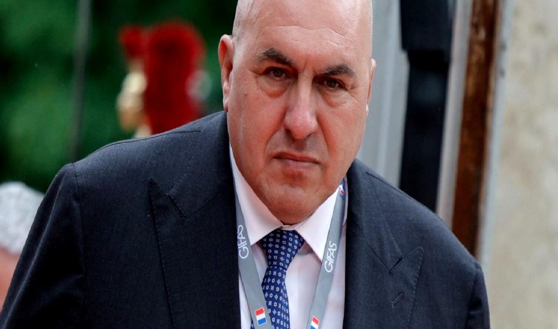 İtalyan Savunma Bakanı Crosetto’nun Sağlık Durumu İtalyan Savunma Bakanı Crosetto'nun sağlık durumu hakkında son gelişmeler. Crosetto'nun