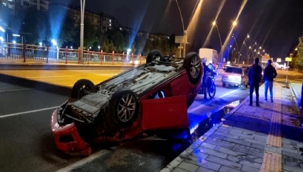 Kocasinan Bulvarı’nda Şiddetli Kaza Meydana Geldi Kocasinan Bulvarı'nda meydana gelen şiddetli kaza ile ilgili en güncel