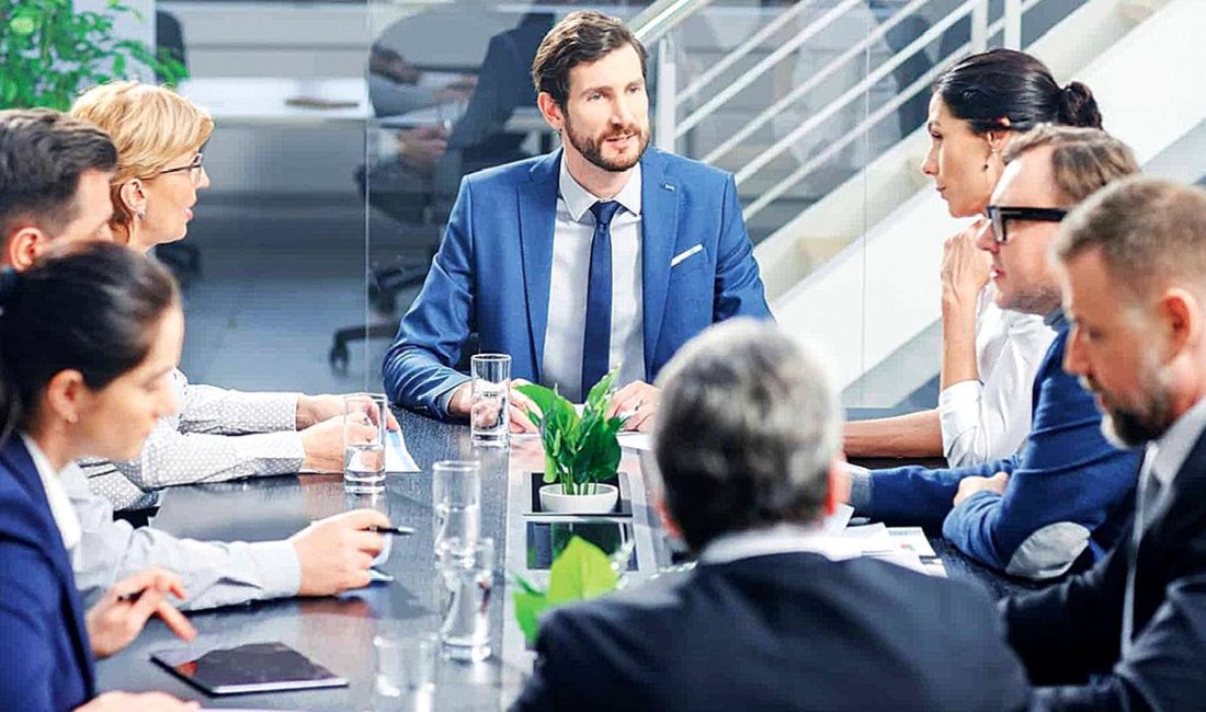 Liderlik Tarzları ve Özellikleri Liderlik tarzları ve özellikleri, başarılı liderlerin benimsediği farklı yaklaşımları ve