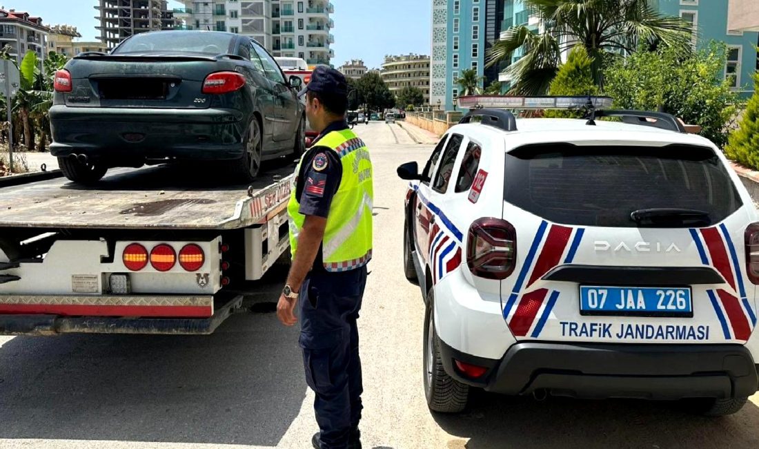 Mahmutlar Mahallesi'nde drift yapan sürücüye yüksek cezai işlem uygulanacak mı?