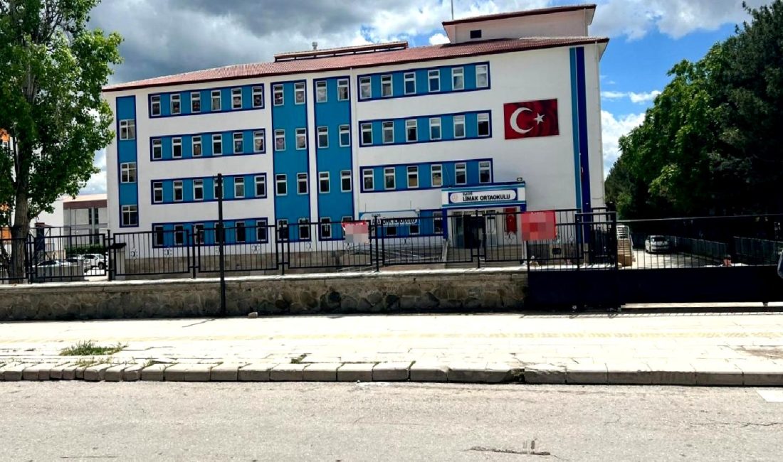 Olay, Limak Ortaokulu’nda Yaşandı Limak Ortaokulu'nda yaşanan olayın detayları ve öğrencilerin tepkileri. Öğrenci ve