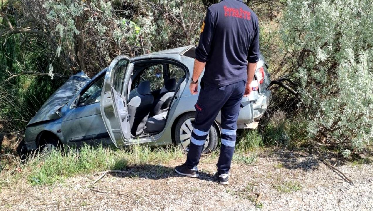 Otomobil şarampole devrildi, kazada 1 kişi hayatını kaybetti. Olayın detayları