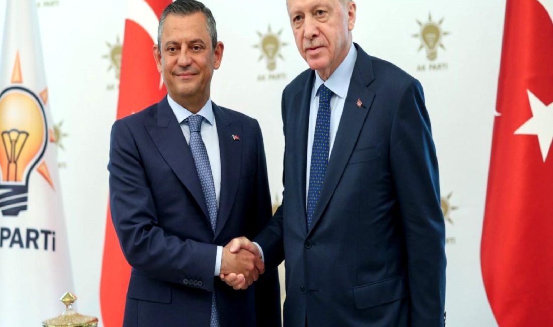 Özgür Özel, Deniz Gezmiş ve Yusuf Arslan anma törenine katılan