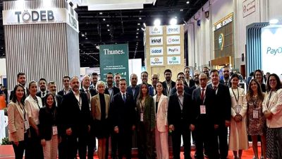 Dubai'deki Türkiye Pavilyonu, Seamless Middle East fuarında ziyaretçilerini Türkiye'nin yenilikçi