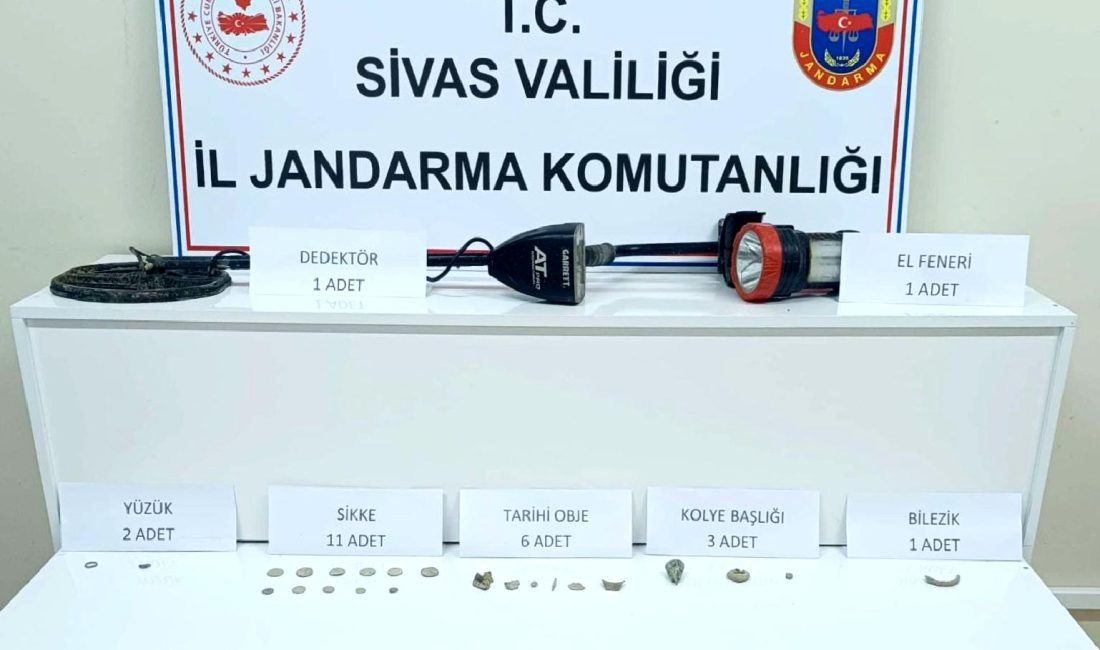 Sivas İl Jandarma Komutanlığı ve Gürün İlçe Jandarma Komutanlığı Operasyonu Sivas İl Jandarma Komutanlığı ve Gürün İlçe Jandarma Komutanlığı'nın gerçekleştirdiği