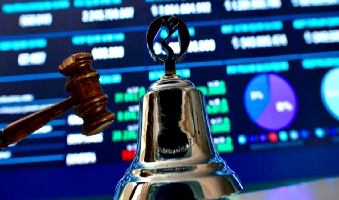 SPK'nın son toplantısında alınan kararlar incelendi. Yeni düzenlemeler ve yatırımcıları