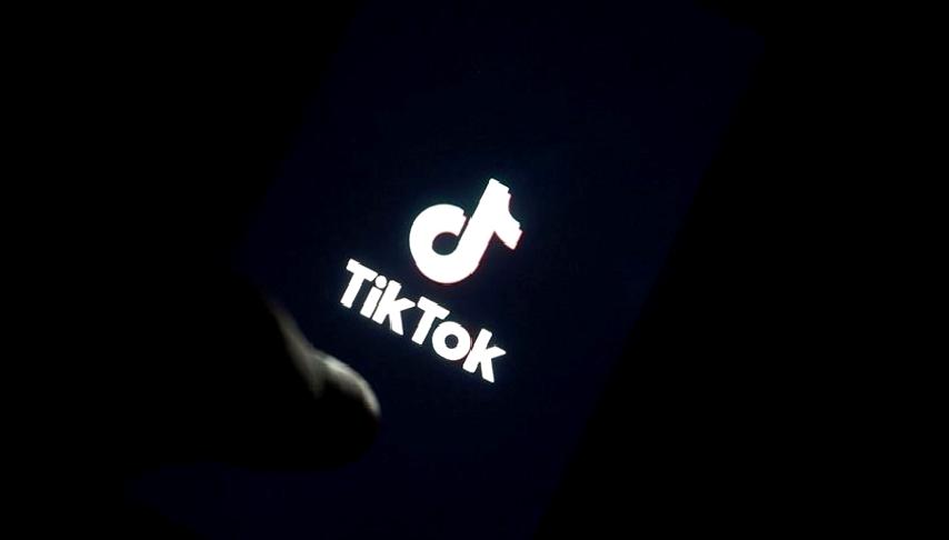 TBMM Dijital Mecralar Komisyonu Toplantısı ve Sosyal Medya Tartışmaları TBMM Dijital Mecralar Komisyonu Toplantısı'nda yapılan sosyal medya tartışmaları incelendi.