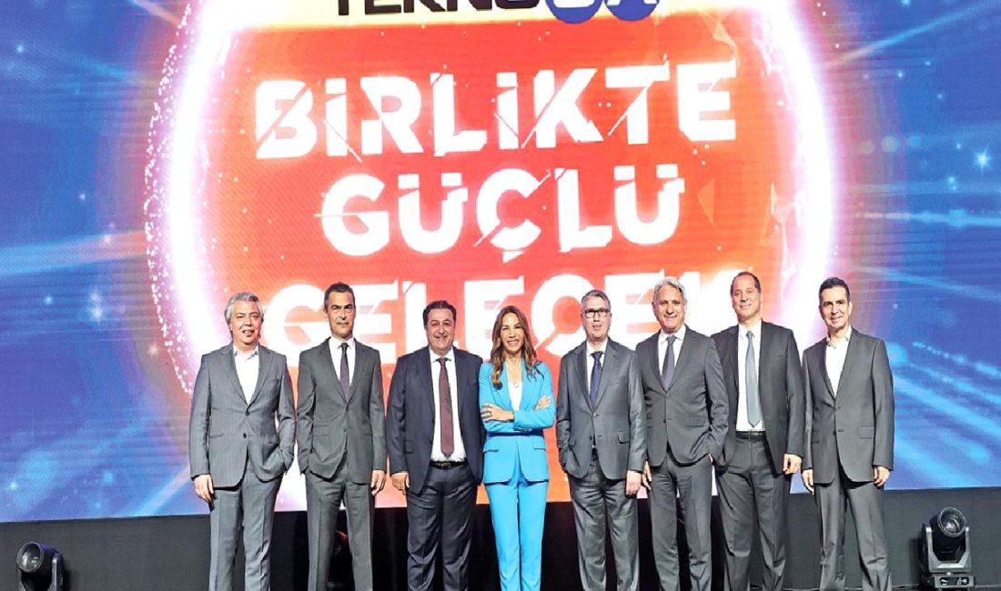 Teknosa’nın Dijital Odaklı Dönüşüm Süreci ve Finansal Başarısı Teknosa'nın dijital odaklı dönüşüm süreci ve finansal başarısı hakkında detaylı