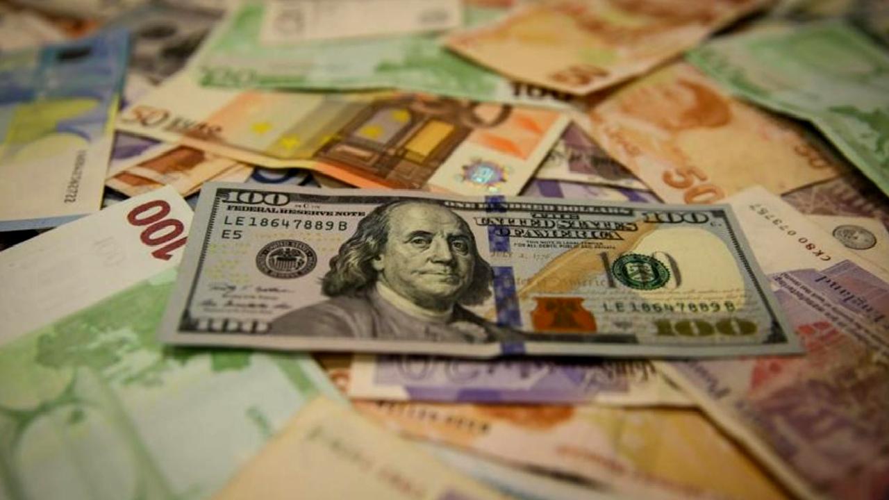Türk Lirası değer kaybetti ve dolar-euro fiyatları konuşuluyor. Son durumu,