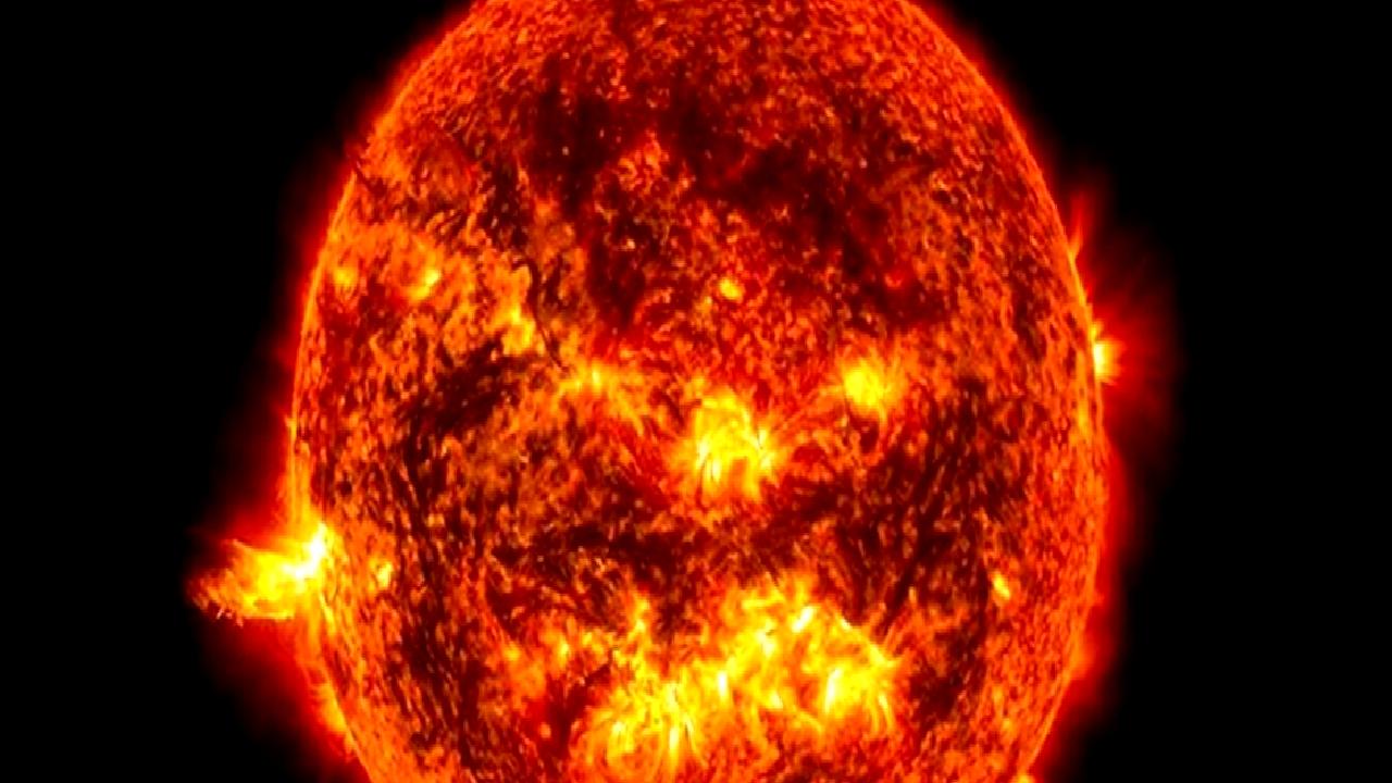 Ulaştırma ve Altyapı Bakan Yardımcısı Ömer Fatih Sayan, jeomanyetik fırtına