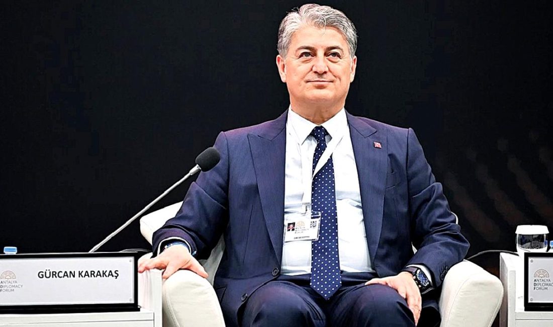 Üst düzey yöneticilerin vizyonu ve liderliği konulu içeriğimizde, liderlik kavramının