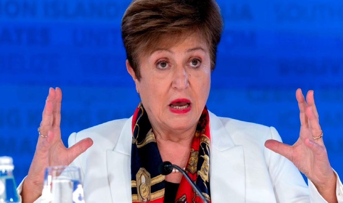 Yapay Zeka ve İşgücü Piyasası Yapay zeka teknolojilerinin işgücü piyasasına etkileri nelerdir? Makine öğrenmesi ve