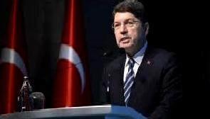 Adalet Bakanı Yılmaz Tunç'tan Hakkari Belediyesi Eş Başkanı ile ilgili