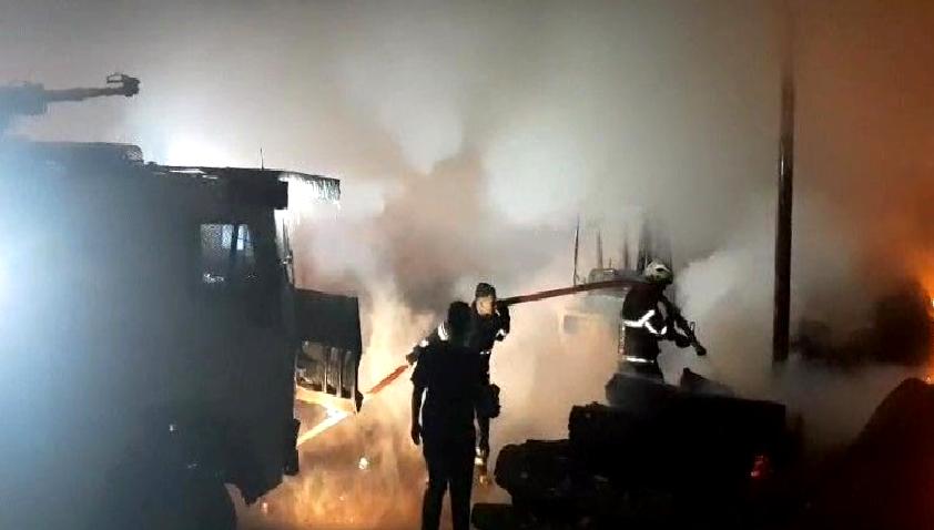 Adana’da Ahşap İmalathanesinde Çıkan Yangın Kontrol Altına Alındı Adana'da bulunan ahşap imalathanesinde çıkan yangın ekipler tarafından kontrol altına