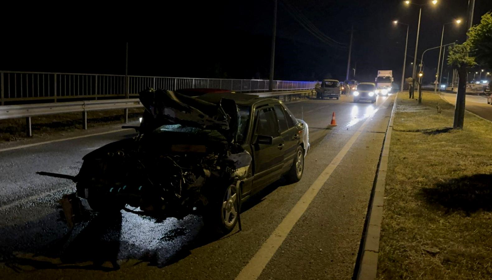 Akçakoca'da meydana gelen trafik kazasında yaralılar var. Olay yerine ulaşan