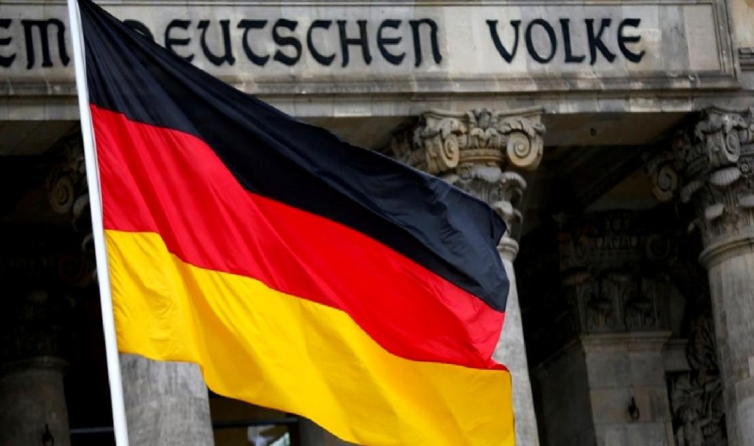 Almanya Başbakanı Olaf Scholz'un erken seçim kararı, Almanya siyasi arenada