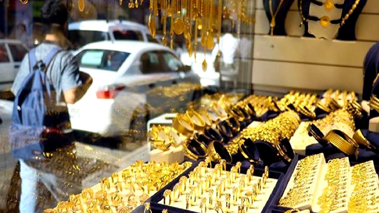 Altın fiyatları güne yükselişle başladı. Piyasalardaki hareketlilik ve güncel altın