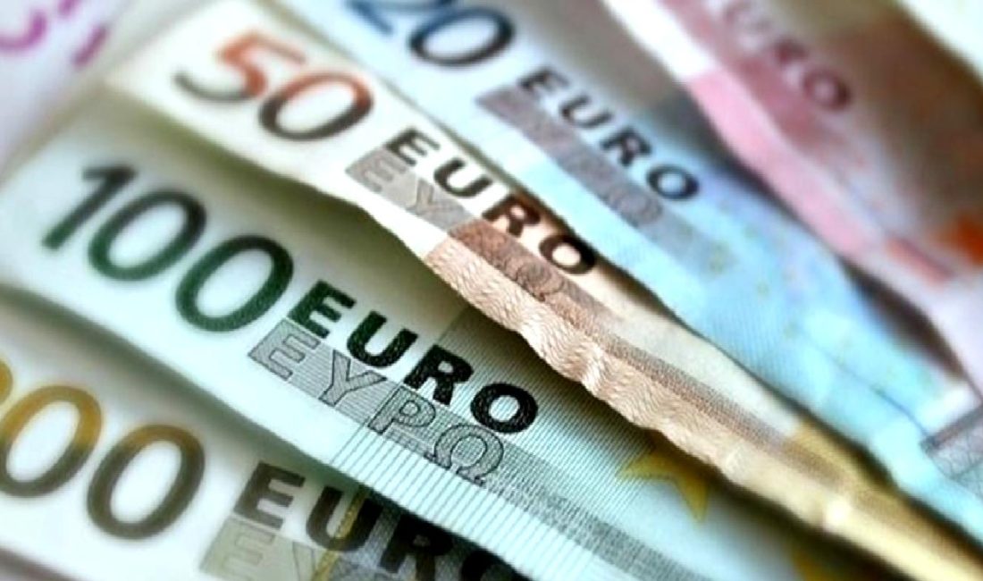 Avrupa Parlamentosu Seçimleri ve Euro Değerindeki Dalgalanma Avrupa Parlamentosu seçimleri ile Euro değerindeki dalgalanmaların etkileri ve sonuçları